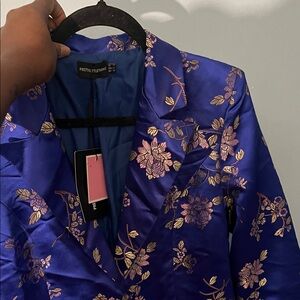 PrettyLittleThing Blue Floral Midi Dress